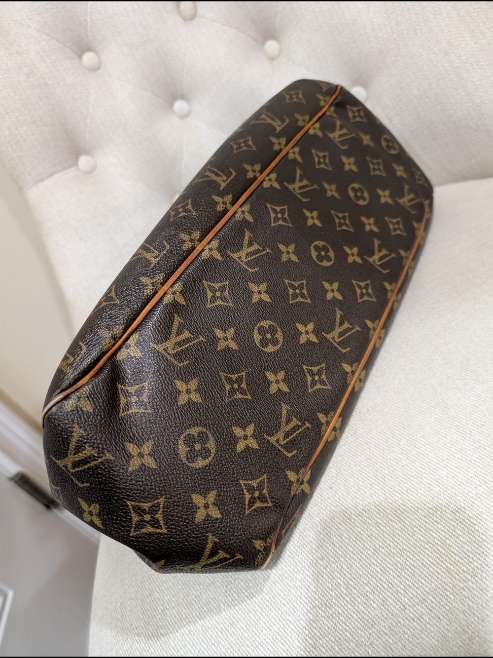Louis Vuitton Monogram Canvas Batignolles Horizontal Bag - Picture 10 of 16